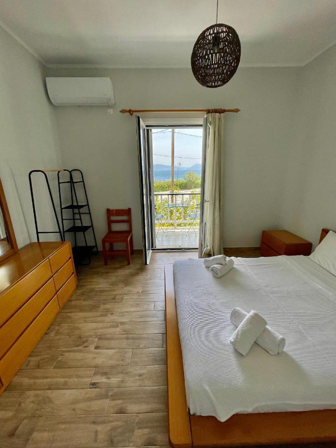 Cosy Apartment With Sea View Close To The Beach Nikiana Luaran gambar
